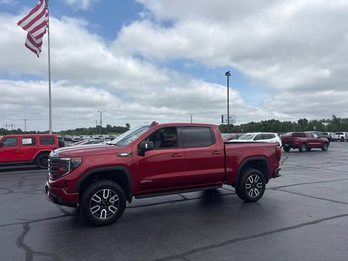 Used 2024 GMC Sierra 1500 AT4 w/ Technology Package AWD/4WD image 2