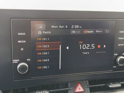 Certified 2025 Kia Sportage LX AWD/4WD image 16