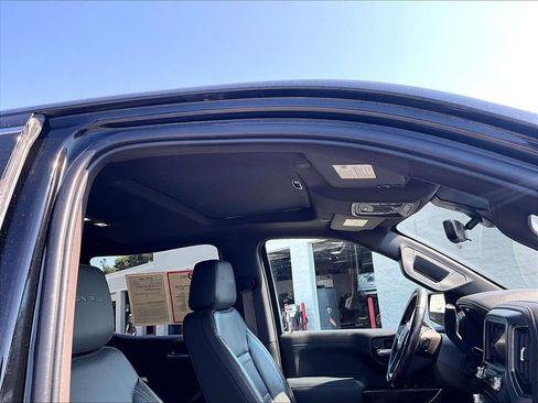 Used 2020 GMC Sierra 1500 Denali w/ Denali Ultimate Package AWD/4WD image 23