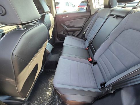 New 2026 Volkswagen Jetta SE image 7