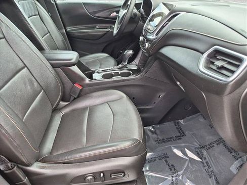 Used 2018 Chevrolet Equinox Premier FWD image 22