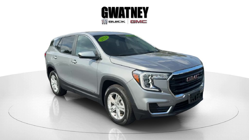 Used 2024 GMC Terrain SLE FWD image 3