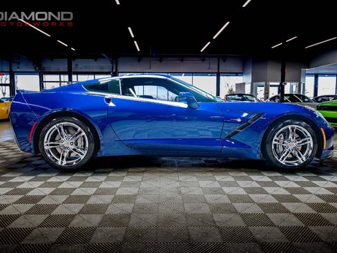 Used 2016 Chevrolet Corvette Stingray 2LT w/ 2LT Preferred Equipment Group image 23