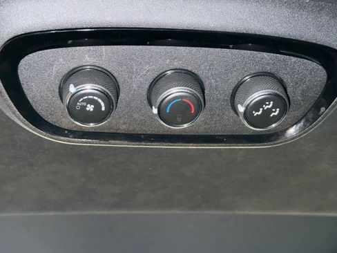 Used 2022 Dodge Durango R/T image 28