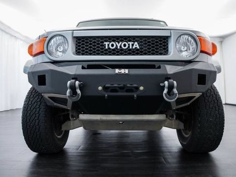Used 2011 Toyota FJ Cruiser 4WD w/ Upgrade Pkg image 33