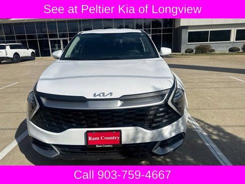 Used 2025 Kia Sportage LX FWD image 2