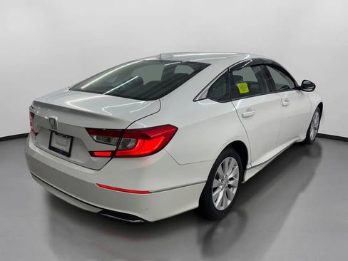Used 2018 Honda Accord EX-L image 10