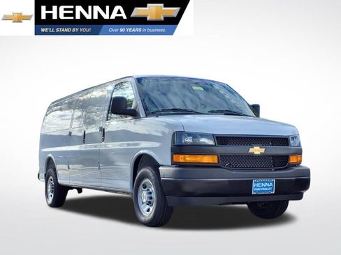 New 2026 Chevrolet Express 2500 Extended RWD image 1