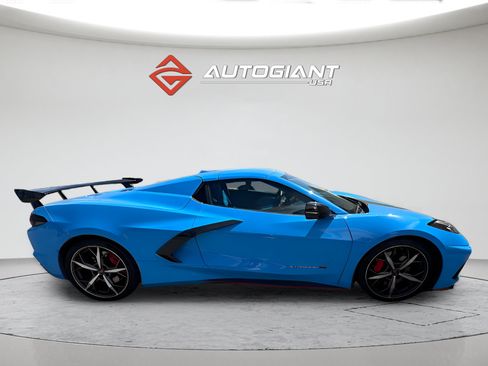 Used 2022 Chevrolet Corvette Stingray Premium Conv w/ Z51 Performance Package RWD image 7