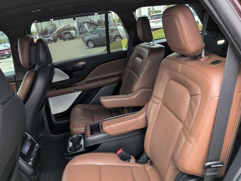 Certified 2023 Lincoln Aviator Reserve w/ Equipment Group 201A RWD image 14