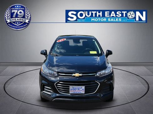 Used 2017 Chevrolet Trax LS AWD/4WD image 3