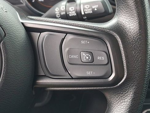 Used 2022 Jeep Wrangler Unlimited Sport AWD/4WD image 24