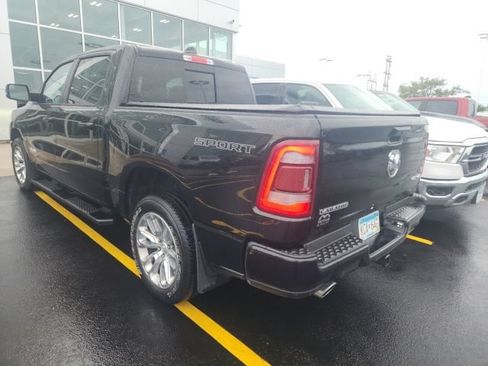 Used 2023 RAM 1500 Laramie AWD/4WD image 4