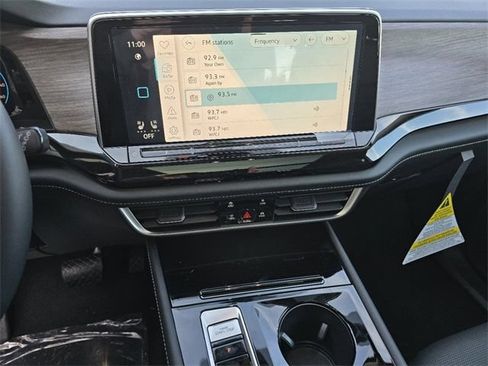 New 2025 Volkswagen Atlas SEL AWD/4WD image 13
