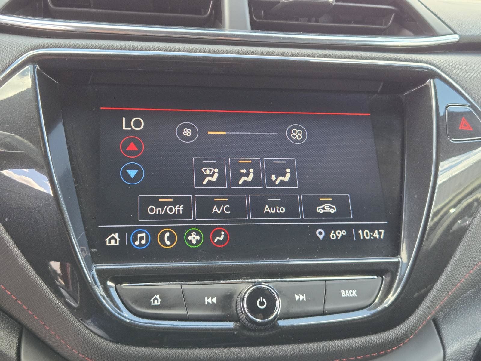Used 2021 Chevrolet TrailBlazer RS w/ Convenience Package FWD image 11