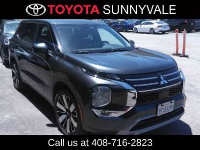 Used 2025 Mitsubishi Outlander SE