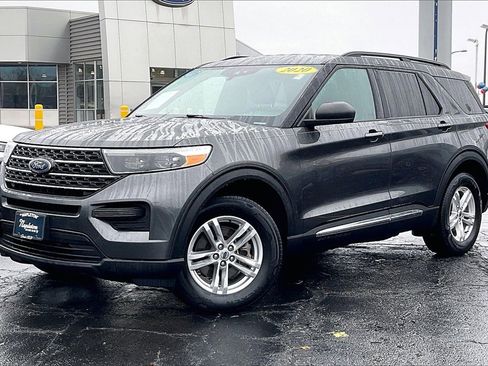Certified 2020 Ford Explorer XLT image 10