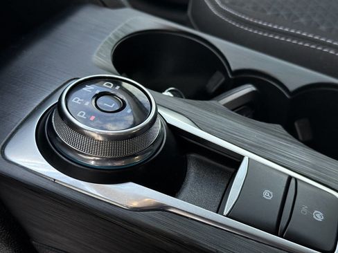 Used 2024 Ford Escape Active image 23