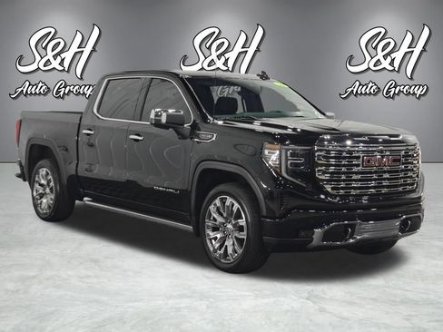 Used 2022 GMC Sierra 1500 Denali w/ Denali Reserve Package AWD/4WD image 2