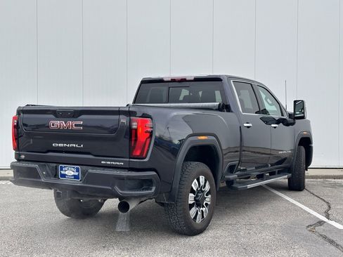 Used 2025 GMC Sierra 2500 Denali w/ Denali Reserve Package image 5