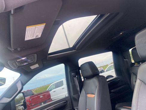 Used 2024 GMC Sierra 2500 AT4 w/ AT4 Premium Plus Package image 23