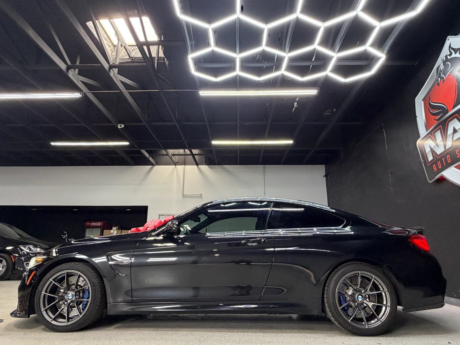 Used 2018 BMW M4 Coupe RWD image 19