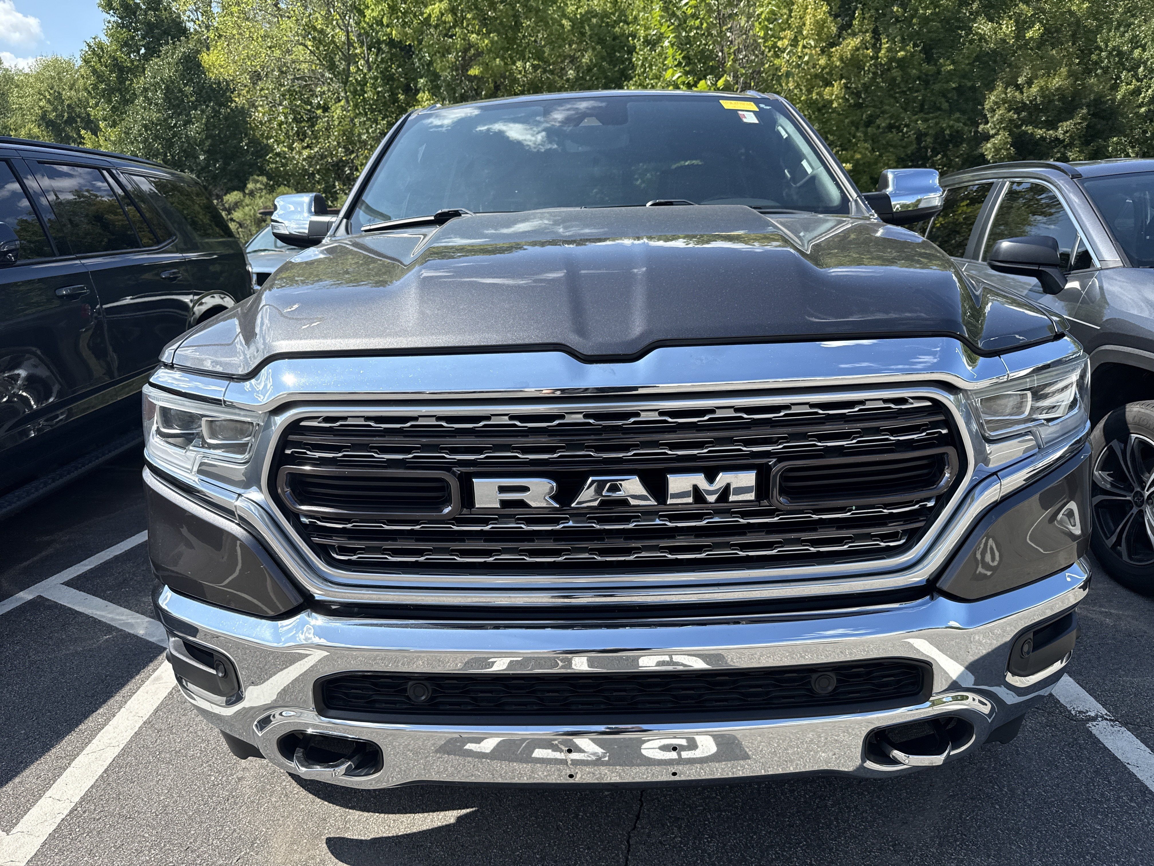 Used 2022 RAM 1500 Limited AWD/4WD image 3
