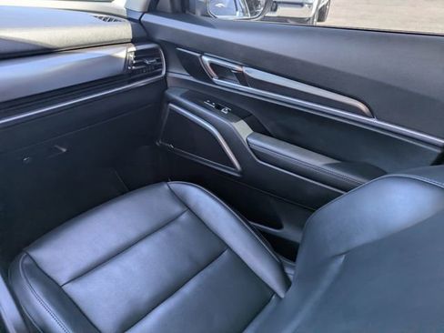 Used 2024 Kia Telluride S w/ S Sunroof Package FWD image 19