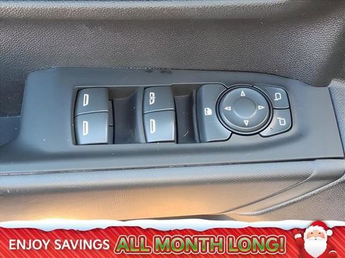 Used 2022 Chevrolet Silverado 1500 Custom w/ Safety Confidence Package image 19