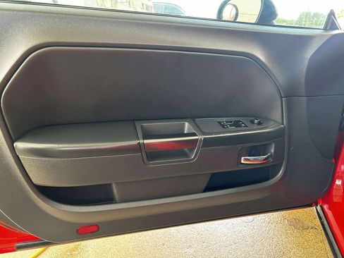 Used 2014 Dodge Challenger SRT8 Core w/ Satin Vapor Edition image 10