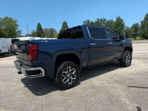 Certified 2023 GMC Sierra 1500 SLT AWD/4WD image 8