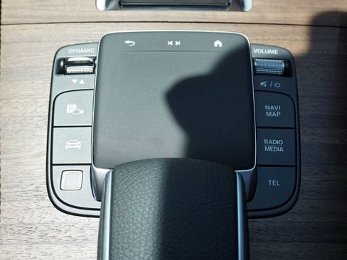 Certified 2026 Mercedes-Benz GLE 350 4MATIC image 42