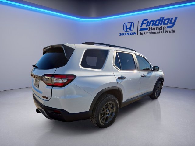 New 2026 Honda Pilot TrailSport image 4