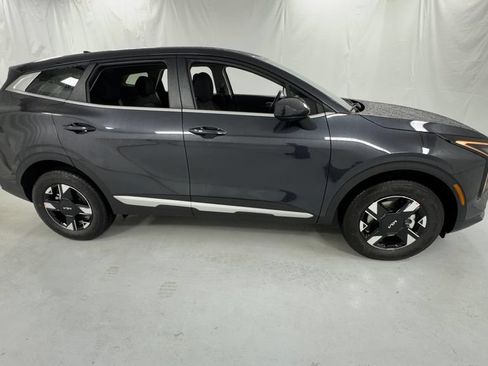 New 2026 Kia Sportage LX AWD/4WD image 2