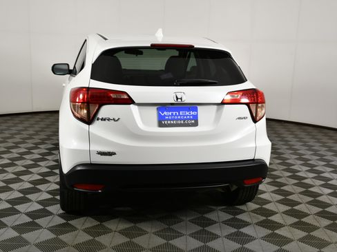 Used 2018 Honda HR-V EX image 7