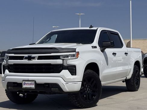 Used 2023 Chevrolet Silverado 1500 RST w/ Texas Edition Plus AWD/4WD image 2
