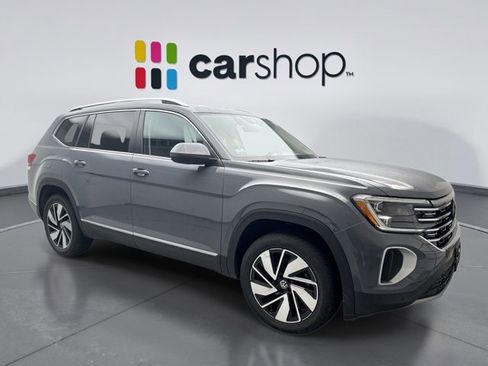 Used 2025 Volkswagen Atlas SEL AWD/4WD image 7