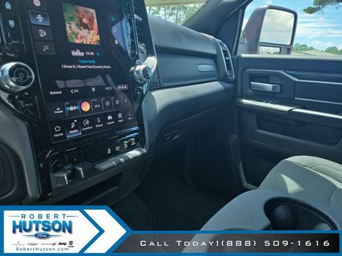 Used 2026 RAM 2500 Big Horn AWD/4WD image 17