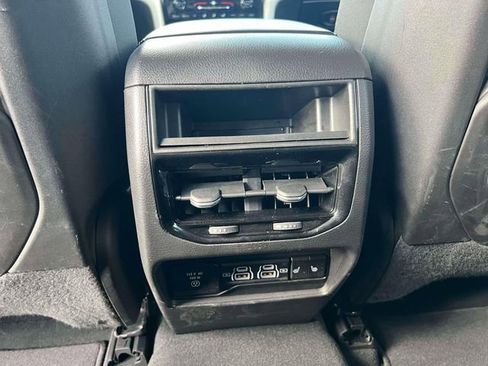 Used 2022 Jeep Grand Cherokee Limited 4xe w/ Luxury Tech Group II AWD/4WD image 31