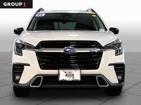 Used 2024 Subaru Ascent Touring AWD/4WD image 4