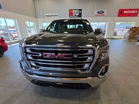 Used 2019 GMC Sierra 1500 SLT w/ SLT Convenience Package AWD/4WD image 3