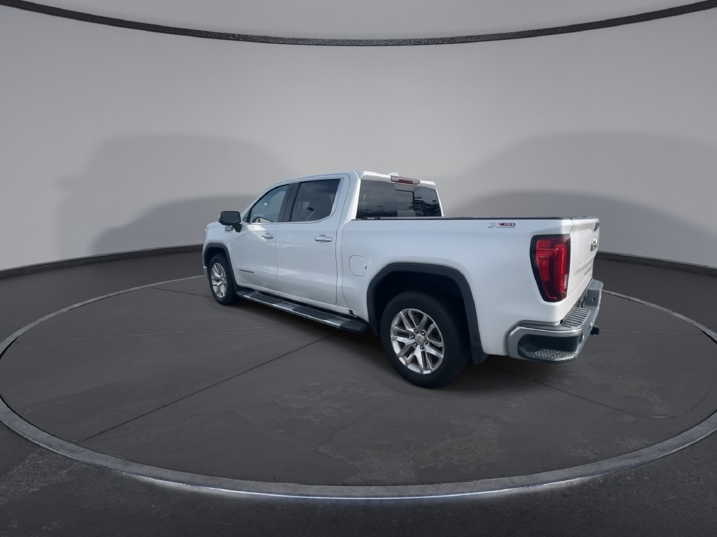 Used 2022 GMC Sierra 1500 SLT w/ SLT Premium Plus Package AWD/4WD image 6