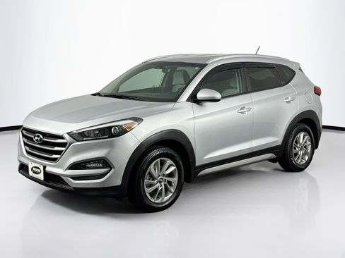 Used 2017 Hyundai Tucson SE w/ SE Popular Package 02 AWD/4WD image 6