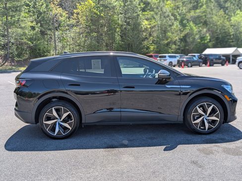 Used 2023 Volkswagen ID.4 Pro S image 10