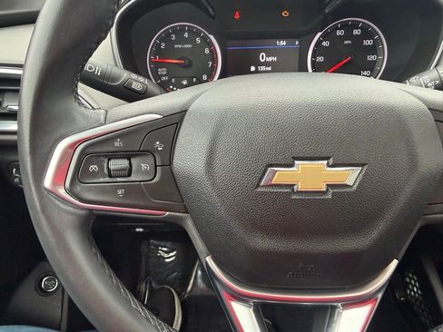 Used 2021 Chevrolet TrailBlazer LT w/ Sun and Liftgate Package image 24
