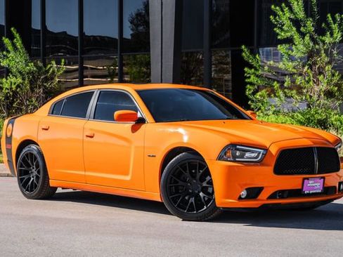 Used 2014 Dodge Charger R/T image 35