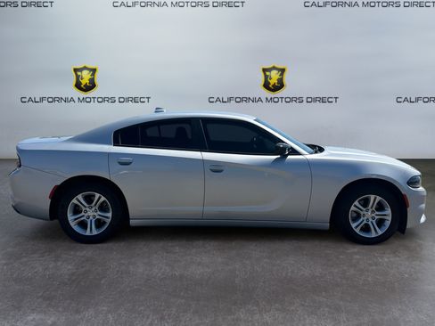 Used 2023 Dodge Charger SXT RWD image 6