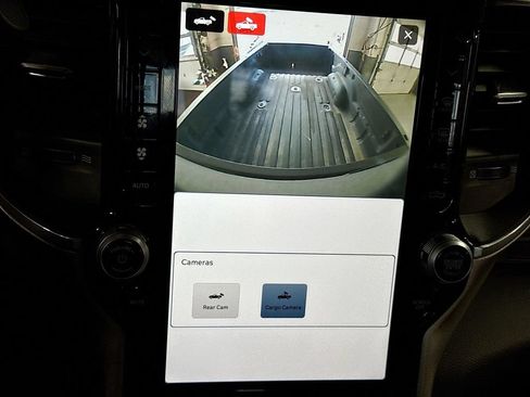 Used 2024 RAM 3500 Laramie AWD/4WD image 26