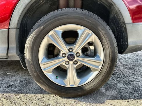 Used 2014 Ford Escape SE w/ Equipment Group 201A image 8