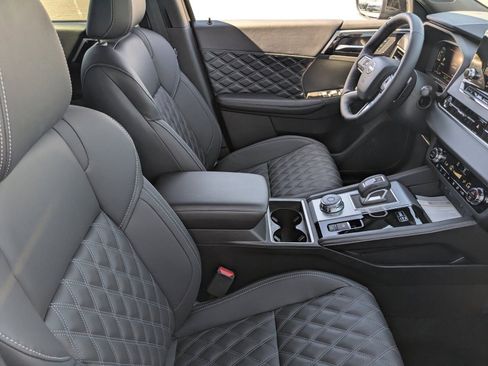 New 2026 Nissan Rogue Platinum AWD/4WD image 30